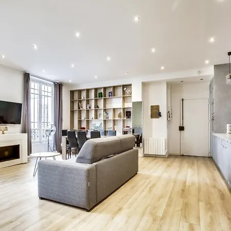 101 Greg - Superb In *